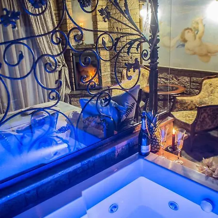 招待所 Morfeas Káto Loutrákion